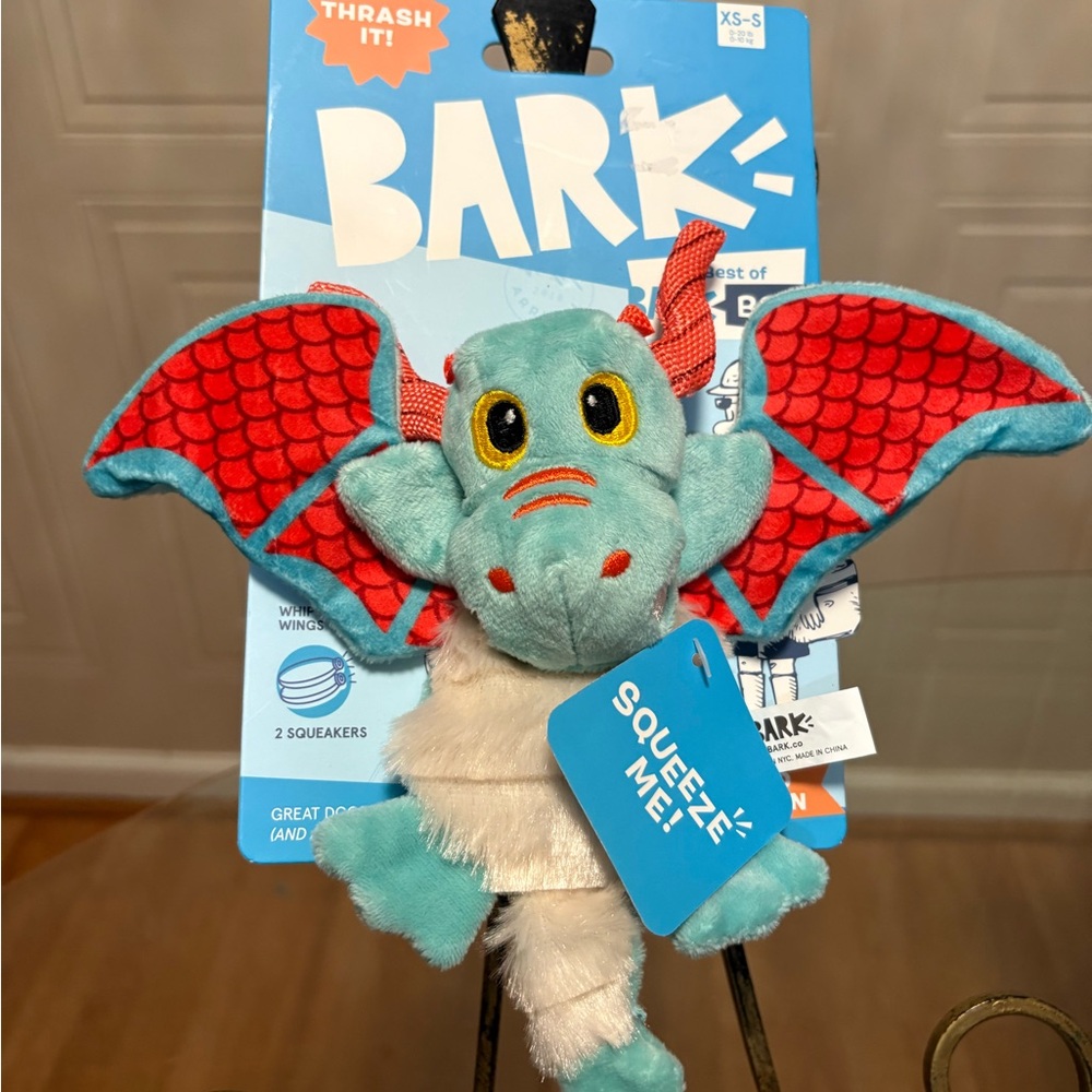 BarkBox Grimbold The Dragon Squeaky Plush Crinkly Tug & Shake Dog Toy 7.5" - Picture 4 of 4